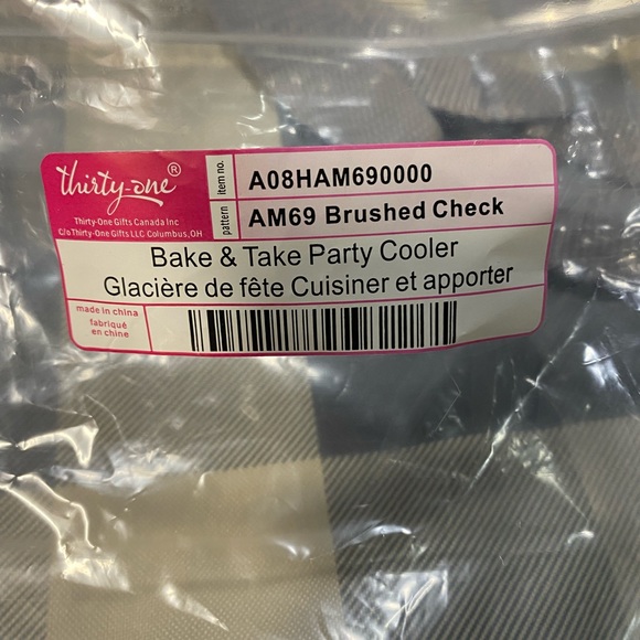 NWT THIRTY ONE BAKE AND TAKE PARTY COOLER - Picture 3 of 3